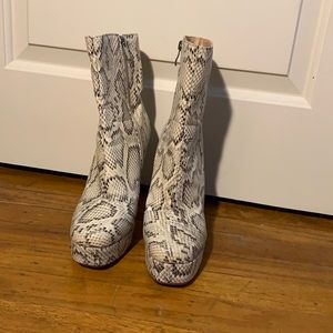 Snake skin Bootie